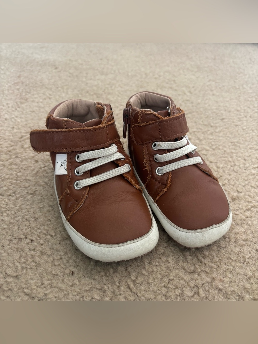 Little Love Bug brown leather toddler high top sneakers shoes size 6 barefoot